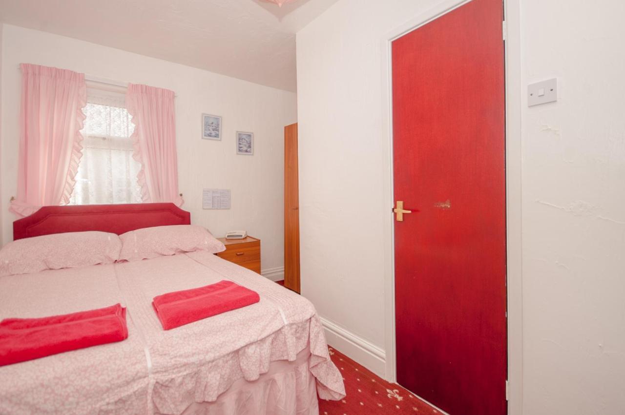 The Ferndale Hotel Blackpool Buitenkant foto